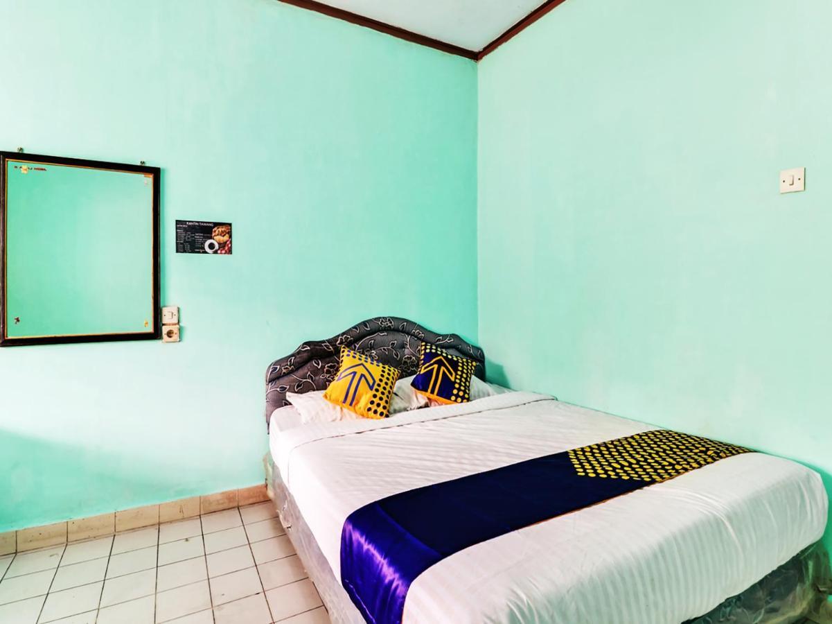 Spot On 90003 Villa Tawang Cianjur Exterior foto